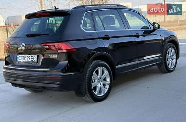 Внедорожник / Кроссовер Volkswagen Tiguan 2016 в 
