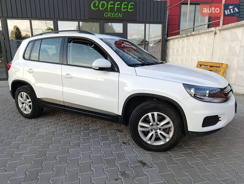 Позашляховик / Кросовер Volkswagen Tiguan 2016 в Білій Церкві