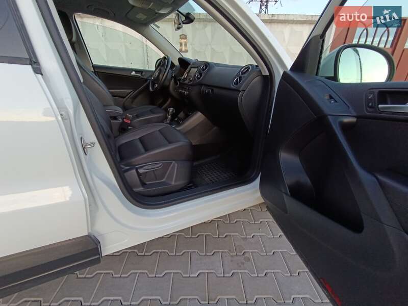 Позашляховик / Кросовер Volkswagen Tiguan 2016 в Білій Церкві