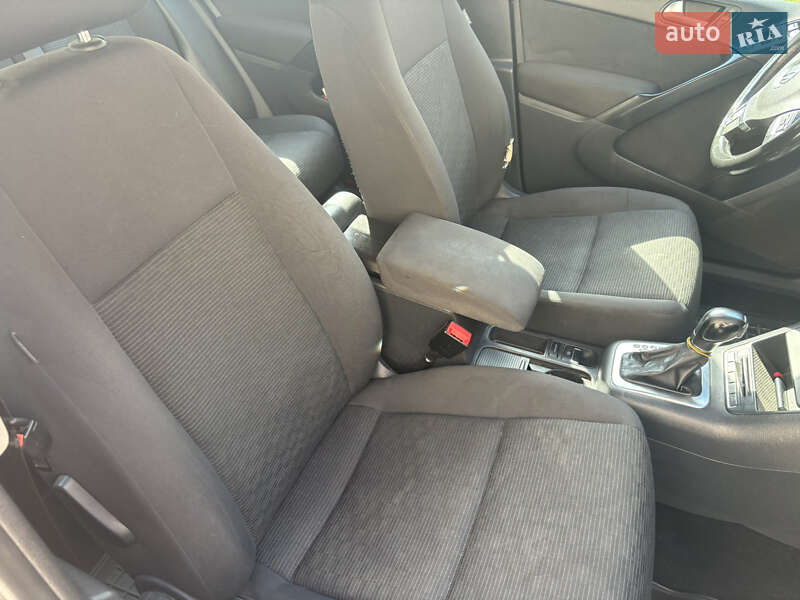 Внедорожник / Кроссовер Volkswagen Tiguan 2012 в Нежине