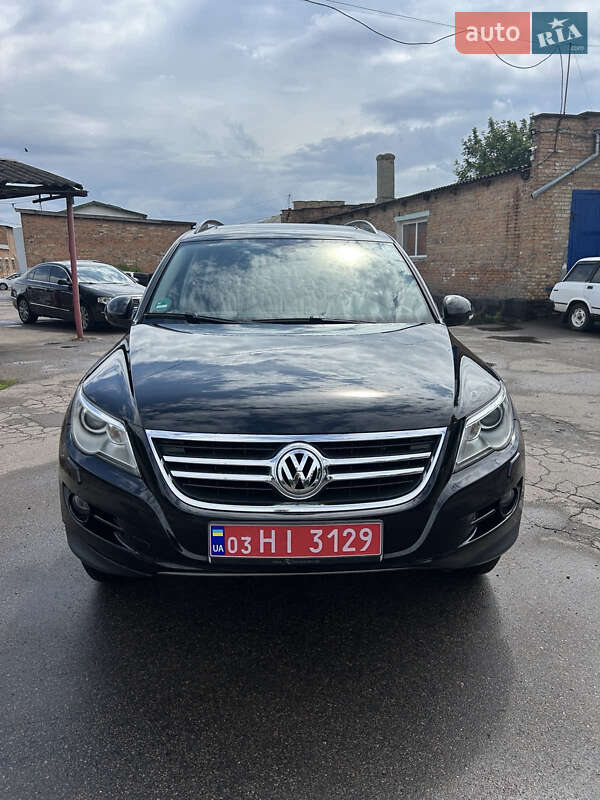 Позашляховик / Кросовер Volkswagen Tiguan 2009 в Нововолинську