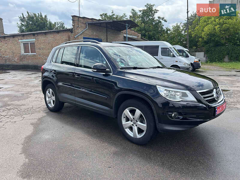 Позашляховик / Кросовер Volkswagen Tiguan 2009 в Нововолинську