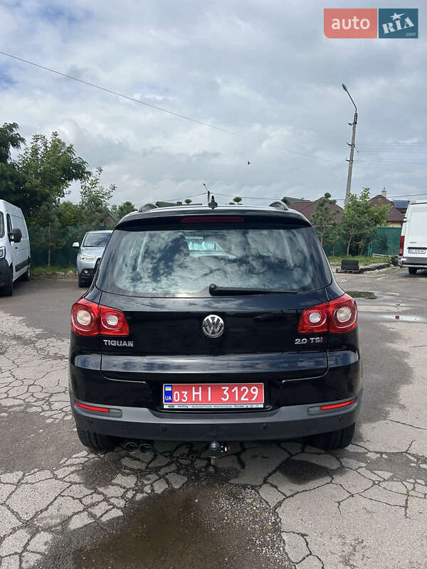 Позашляховик / Кросовер Volkswagen Tiguan 2009 в Нововолинську