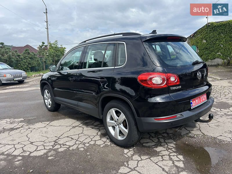 Позашляховик / Кросовер Volkswagen Tiguan 2009 в Нововолинську