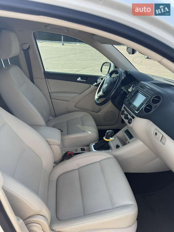 Внедорожник / Кроссовер Volkswagen Tiguan 2017 в Запорожье