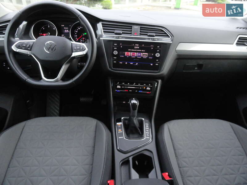 Позашляховик / Кросовер Volkswagen Tiguan 2022 в Луцьку