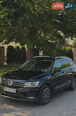 Позашляховик / Кросовер Volkswagen Tiguan 2019 в Львові