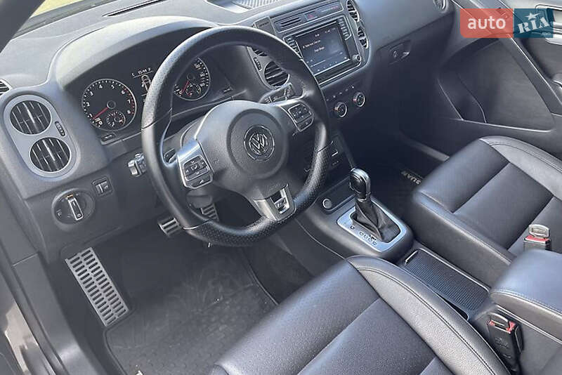 Внедорожник / Кроссовер Volkswagen Tiguan 2015 в Львове