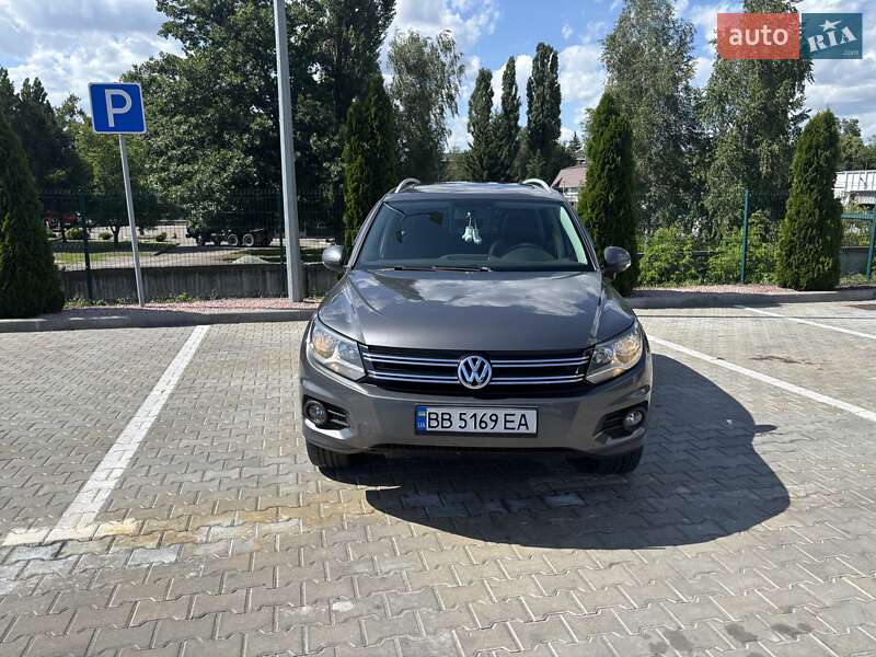 Volkswagen Tiguan 2015