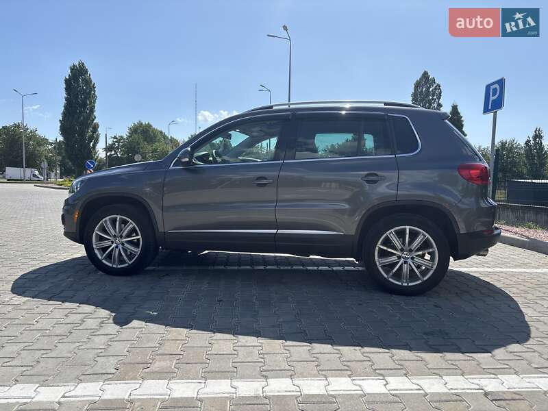 Внедорожник / Кроссовер Volkswagen Tiguan 2015 в Кременчуге