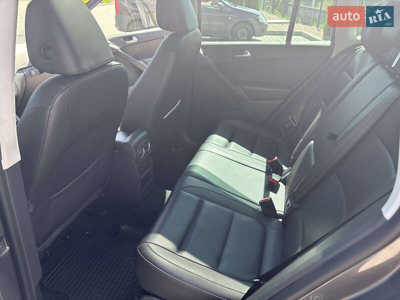 Внедорожник / Кроссовер Volkswagen Tiguan 2015 в Кременчуге