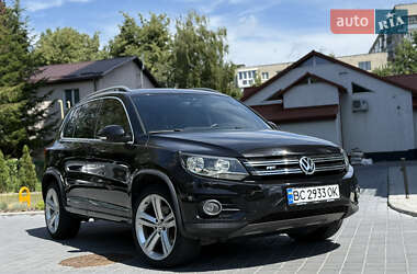Позашляховик / Кросовер Volkswagen Tiguan 2016 в Львові