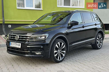 Внедорожник / Кроссовер Volkswagen Tiguan 2018 в Тернополе