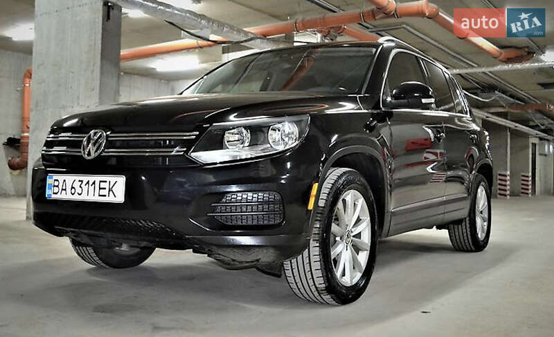 Внедорожник / Кроссовер Volkswagen Tiguan 2016 в 