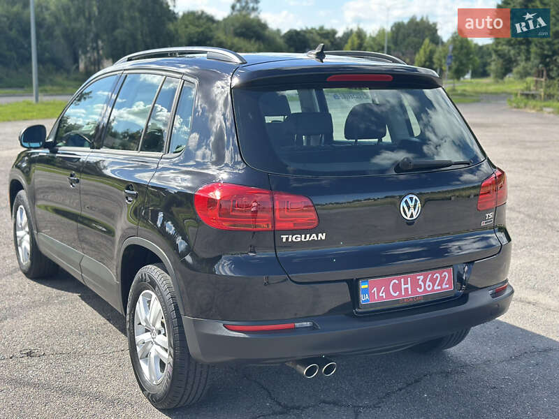 Позашляховик / Кросовер Volkswagen Tiguan 2016 в Львові