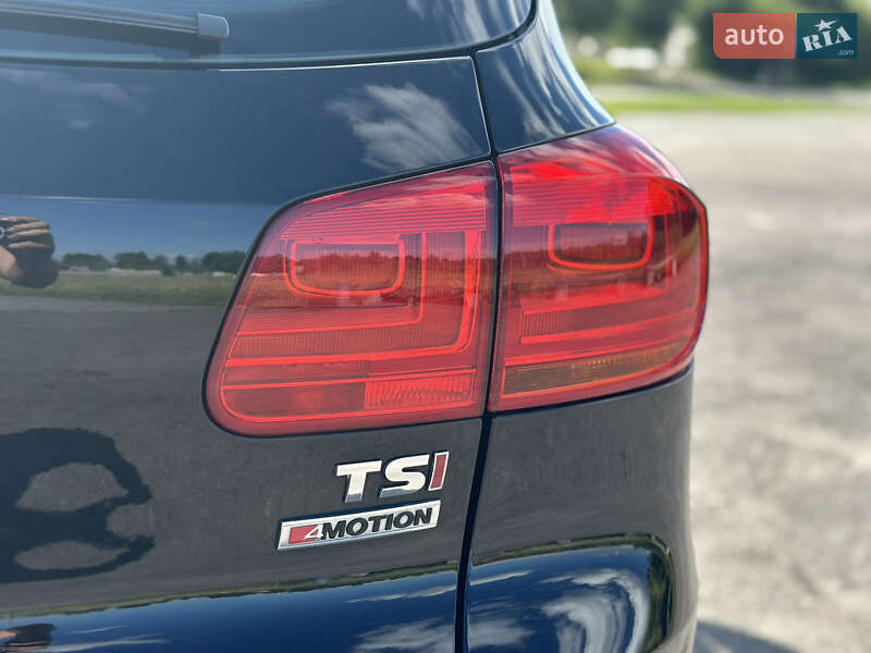 Позашляховик / Кросовер Volkswagen Tiguan 2016 в Львові
