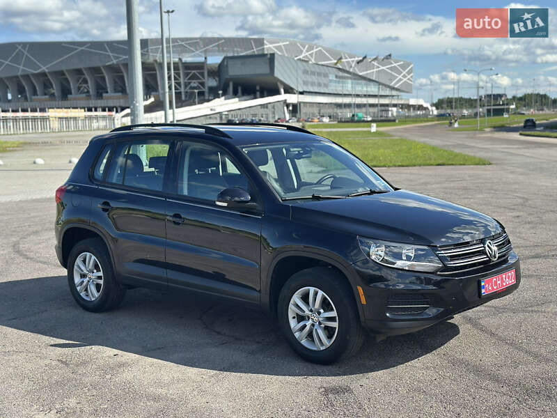 Позашляховик / Кросовер Volkswagen Tiguan 2016 в Львові