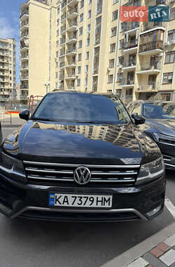 Внедорожник / Кроссовер Volkswagen Tiguan 2018 в Киеве