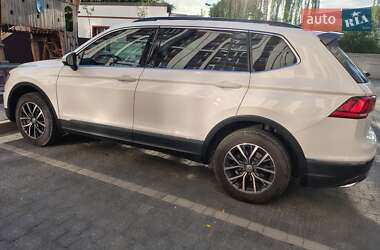 Внедорожник / Кроссовер Volkswagen Tiguan 2019 в Ивано-Франковске