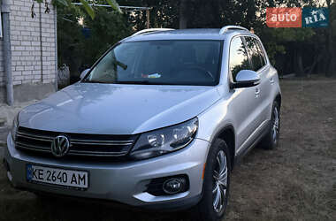 Внедорожник / Кроссовер Volkswagen Tiguan 2011 в Днепре