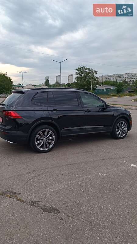 Позашляховик / Кросовер Volkswagen Tiguan 2018 в Харкові