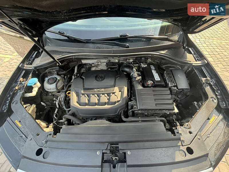 Внедорожник / Кроссовер Volkswagen Tiguan 2019 в Хмельницком