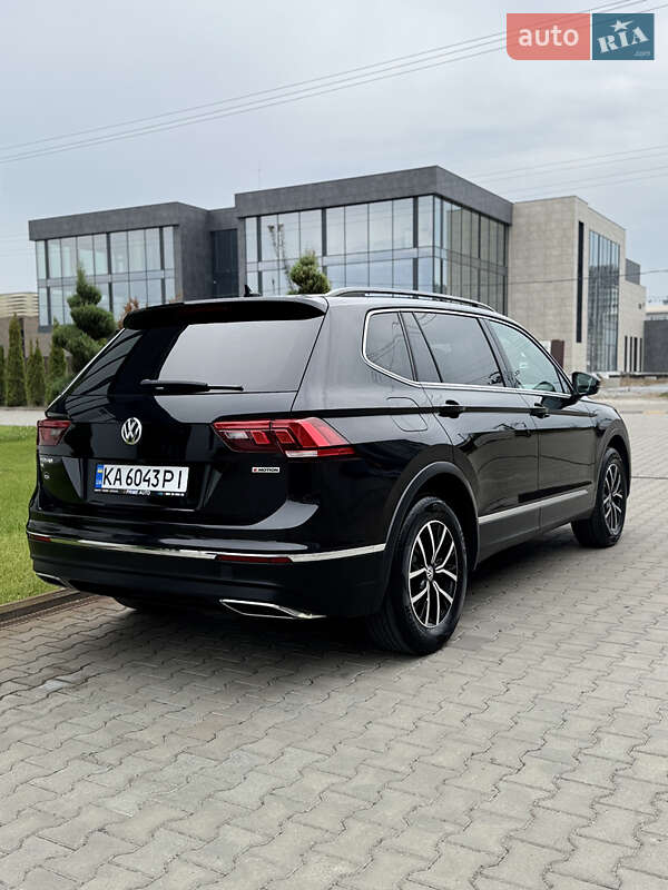 Внедорожник / Кроссовер Volkswagen Tiguan 2020 в Киеве