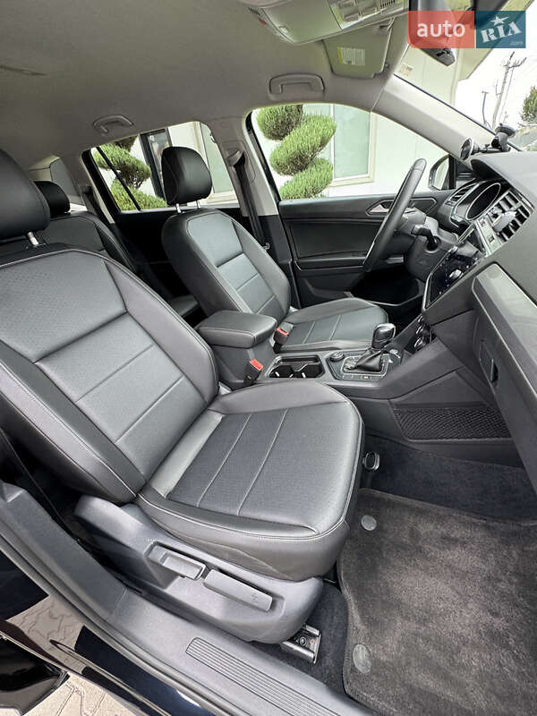 Внедорожник / Кроссовер Volkswagen Tiguan 2020 в Киеве