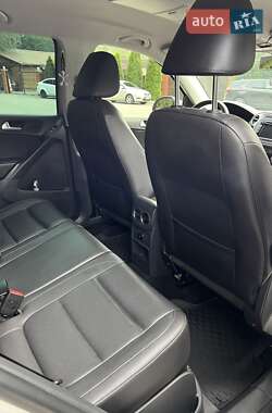 Позашляховик / Кросовер Volkswagen Tiguan 2012 в  фото 7 Позашляховик / Кросовер Volkswagen Tiguan 2012 в