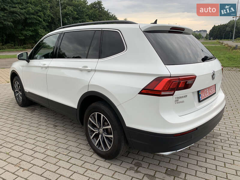 Внедорожник / Кроссовер Volkswagen Tiguan 2019 в Львове фото 4 Внедорожник / Кроссовер Volkswagen Tiguan 2019 в Львове