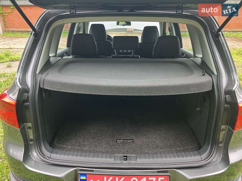 Внедорожник / Кроссовер Volkswagen Tiguan 2016 в Киеве