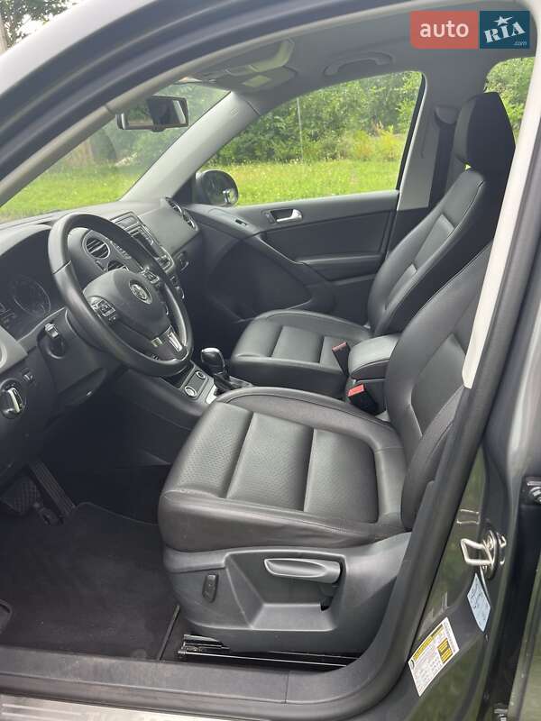Внедорожник / Кроссовер Volkswagen Tiguan 2016 в Киеве