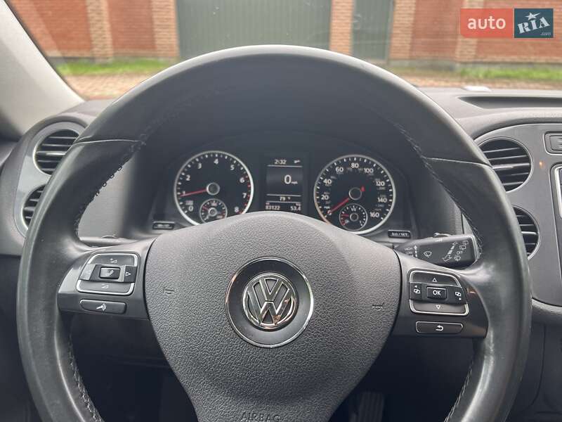Внедорожник / Кроссовер Volkswagen Tiguan 2016 в Киеве