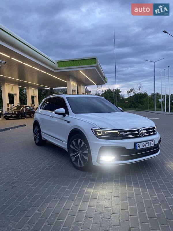 Внедорожник / Кроссовер Volkswagen Tiguan 2017 в Киеве