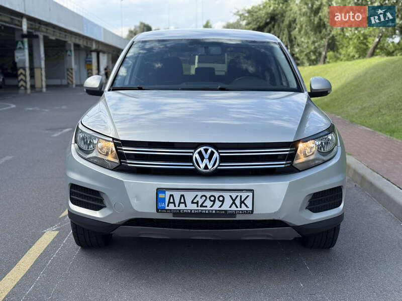 Позашляховик / Кросовер Volkswagen Tiguan 2012 в Києві