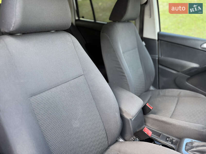 Позашляховик / Кросовер Volkswagen Tiguan 2012 в Києві