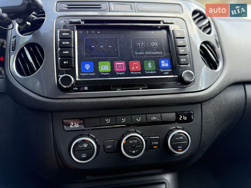 Позашляховик / Кросовер Volkswagen Tiguan 2012 в Києві