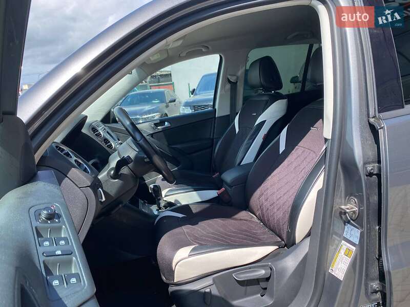 Внедорожник / Кроссовер Volkswagen Tiguan 2016 в Львове