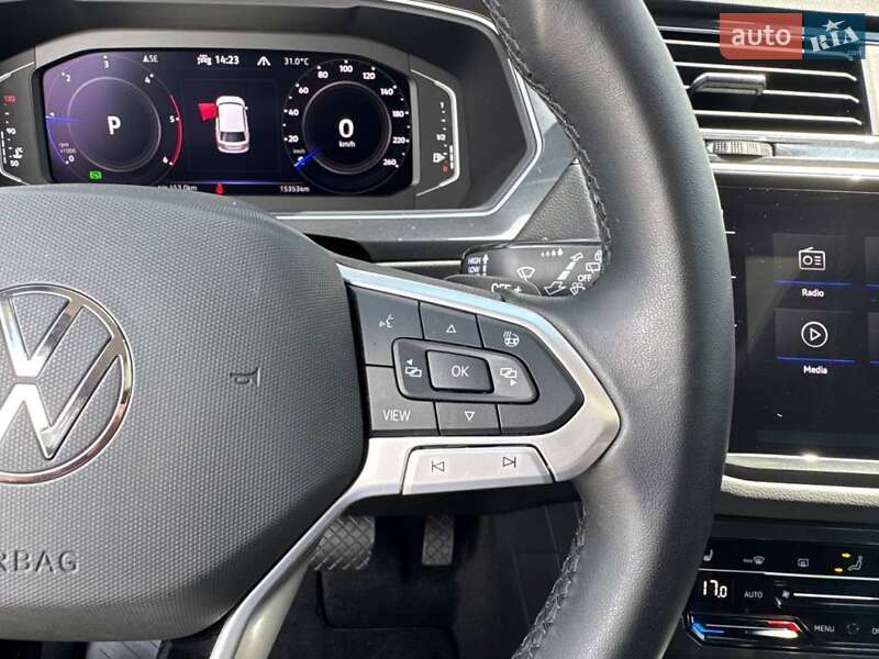 Внедорожник / Кроссовер Volkswagen Tiguan 2022 в Киеве