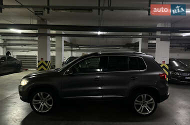 Позашляховик / Кросовер Volkswagen Tiguan 2012 в Києві