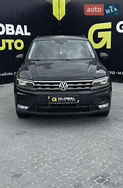 Позашляховик / Кросовер Volkswagen Tiguan 2016 в Львові
