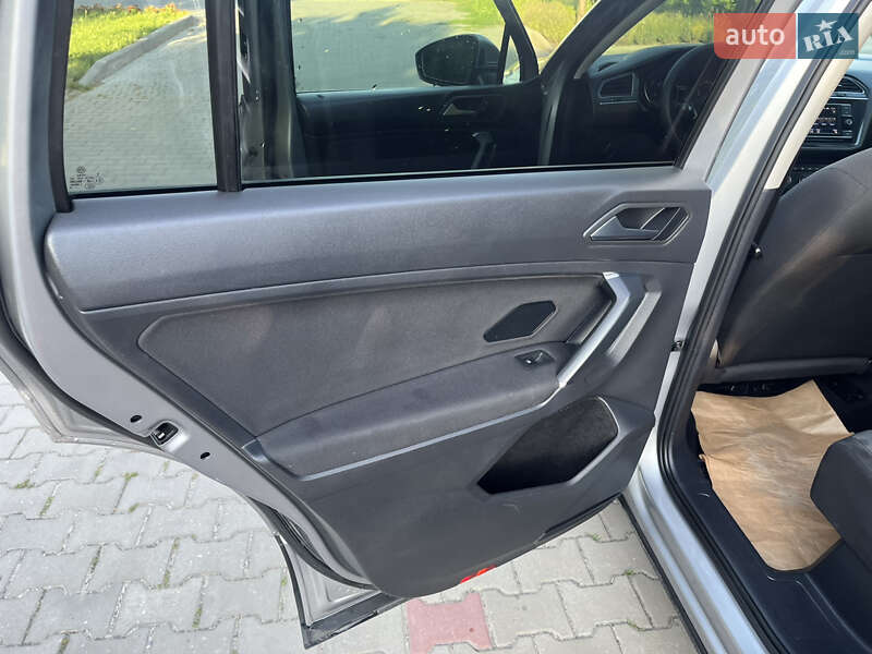 Внедорожник / Кроссовер Volkswagen Tiguan 2020 в Луцке