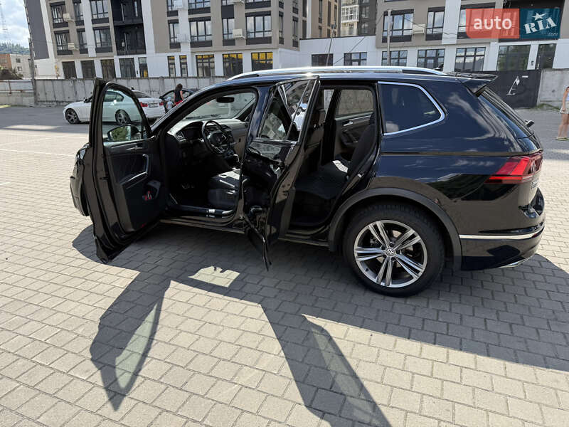 Позашляховик / Кросовер Volkswagen Tiguan 2019 в Львові