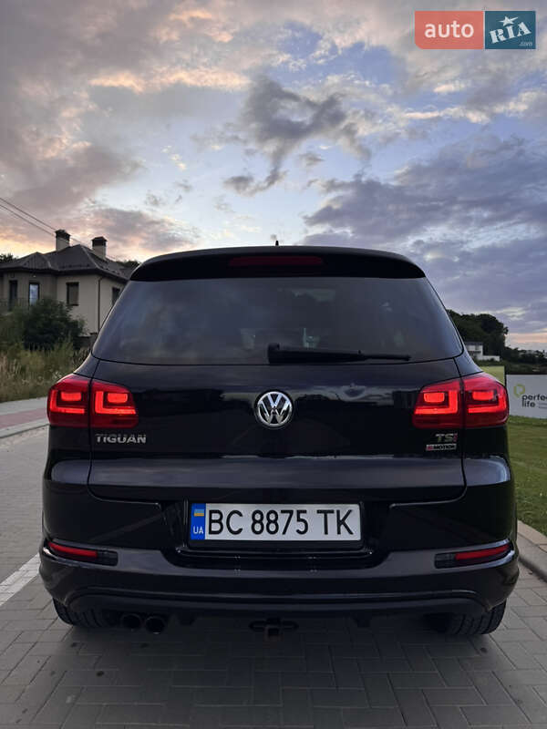 Внедорожник / Кроссовер Volkswagen Tiguan 2017 в Винниках