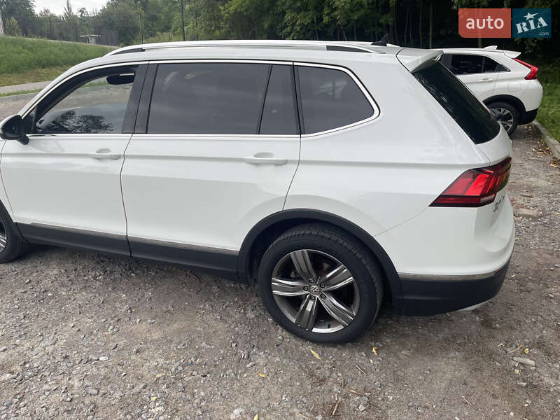 Внедорожник / Кроссовер Volkswagen Tiguan 2019 в Львове фото 5 Внедорожник / Кроссовер Volkswagen Tiguan 2019 в Львове