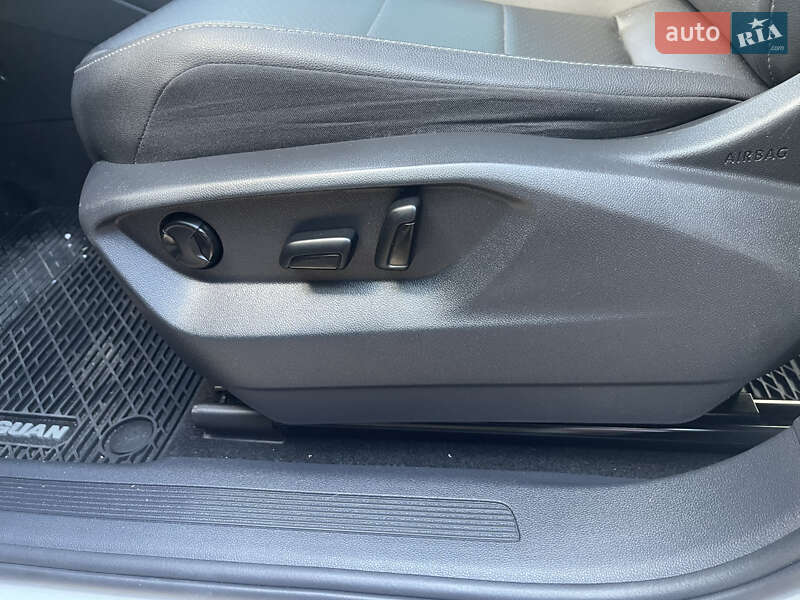 Внедорожник / Кроссовер Volkswagen Tiguan 2019 в Львове фото 9 Внедорожник / Кроссовер Volkswagen Tiguan 2019 в Львове