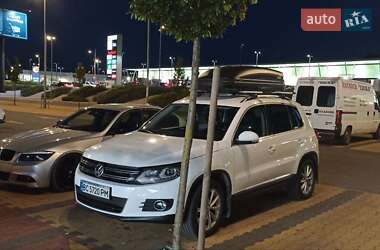 Внедорожник / Кроссовер Volkswagen Tiguan 2015 в Львове