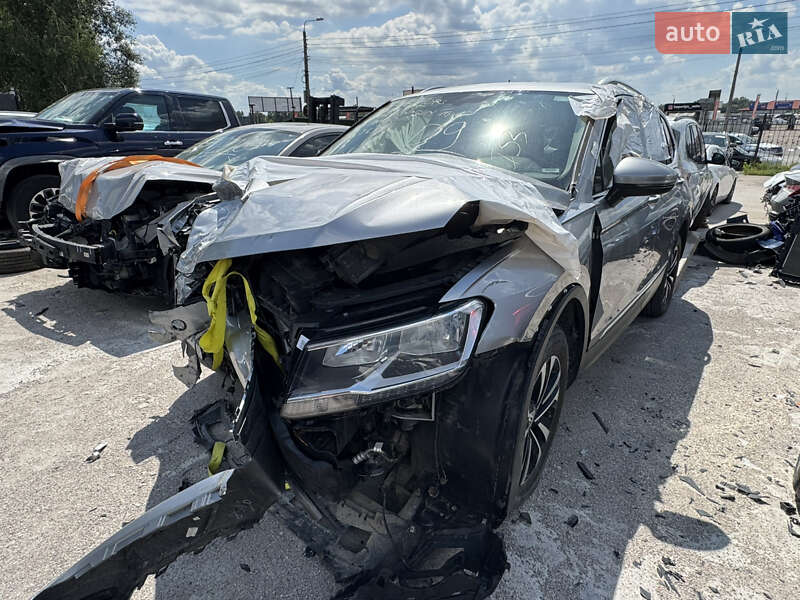 Внедорожник / Кроссовер Volkswagen Tiguan 2021 в Киеве фото 8 Внедорожник / Кроссовер Volkswagen Tiguan 2021 в Киеве