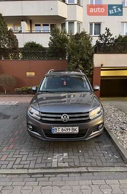 Внедорожник / Кроссовер Volkswagen Tiguan 2013 в Ровно