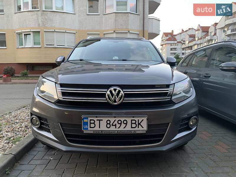 Внедорожник / Кроссовер Volkswagen Tiguan 2013 в Ровно